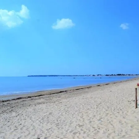 Appartamento 5 Personnes Noirmoutier Maison Mitoyenne Dans Une Privee Acces Direct A La Dune. Barbâtre