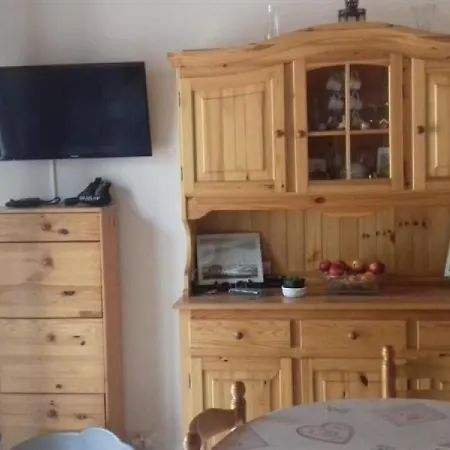 5 Personnes Noirmoutier Maison Mitoyenne Dans Une Privee Acces Direct A La Dune. Appartamento Barbâtre